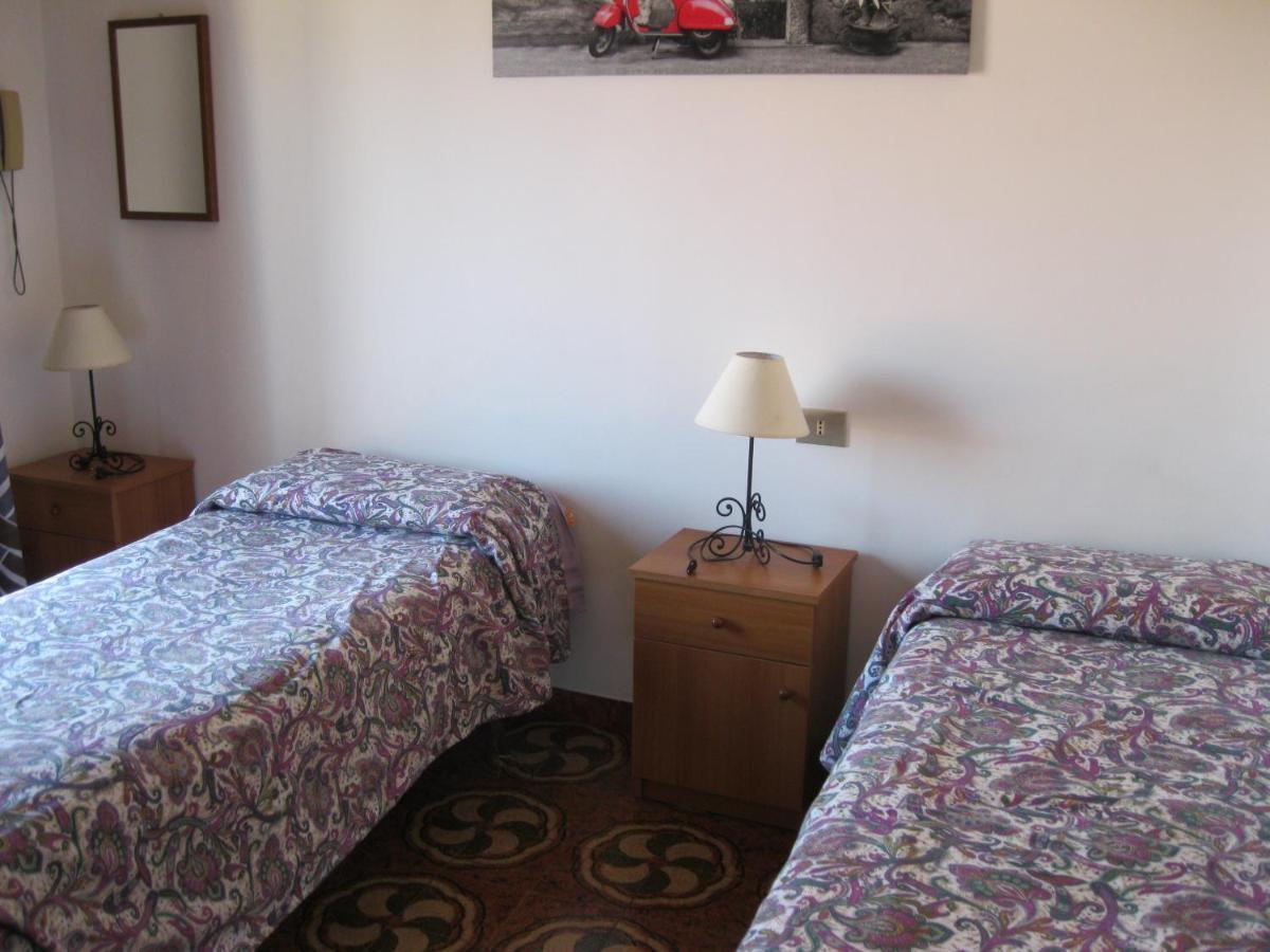 Hotel California Milazzo Buitenkant foto