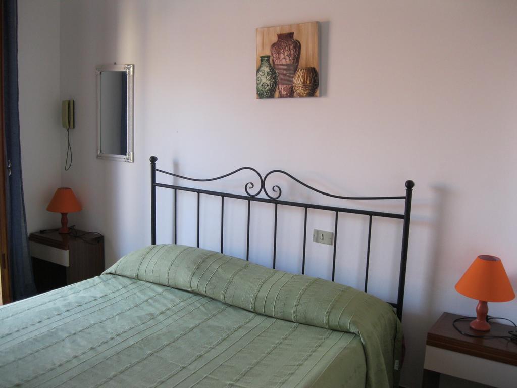 Hotel California Milazzo Buitenkant foto